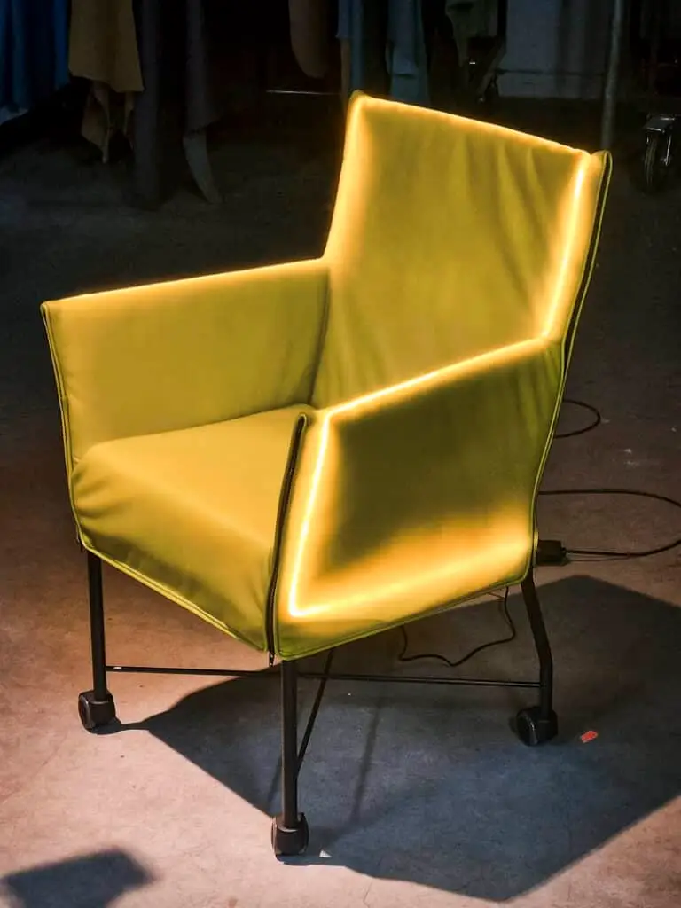Lichtleder.gelb das wohnwerk | Nicole Hafen Werksbesichtigung Werksbesichtigung,Montis Niederlande